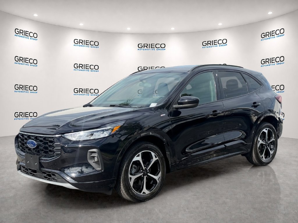 Certified 2023 Ford Escape ST-Line Select w/ Tech Pack #2 AWD/4WD image 3