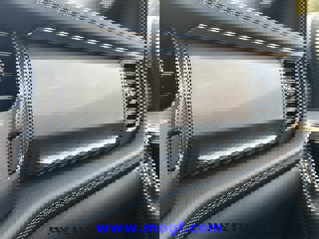 Certified 2022 Ford F150 Lightning Lariat w/ Equipment Group 511A High image 17