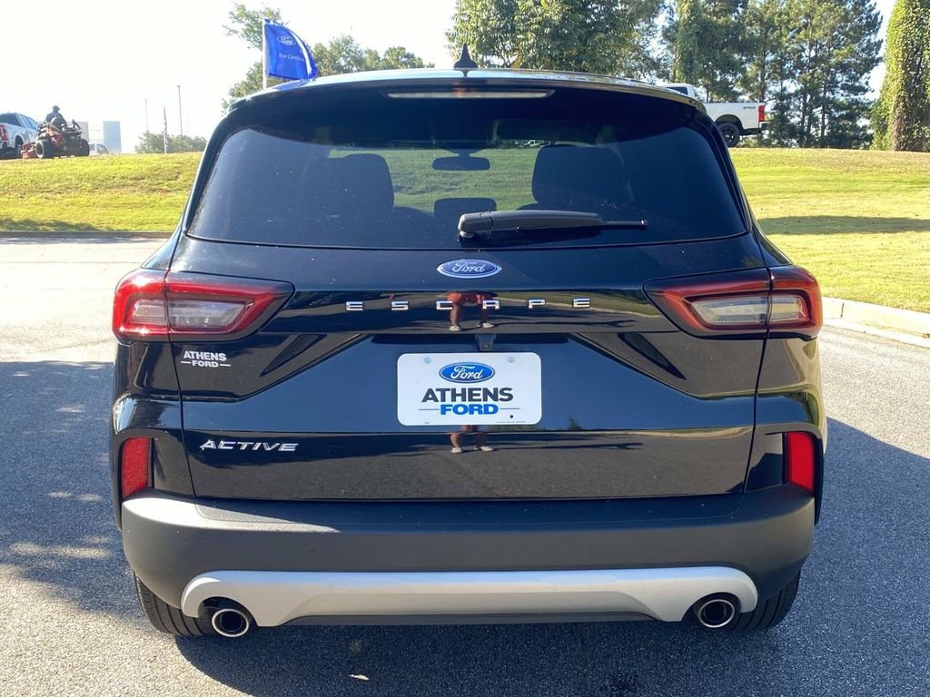 Certified 2025 Ford Escape Active FWD image 4