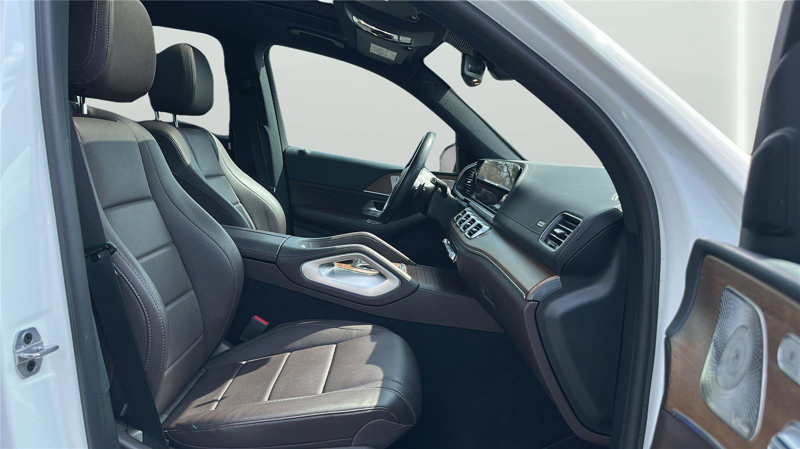 Used 2022 Mercedes-Benz GLS 450 4MATIC image 30