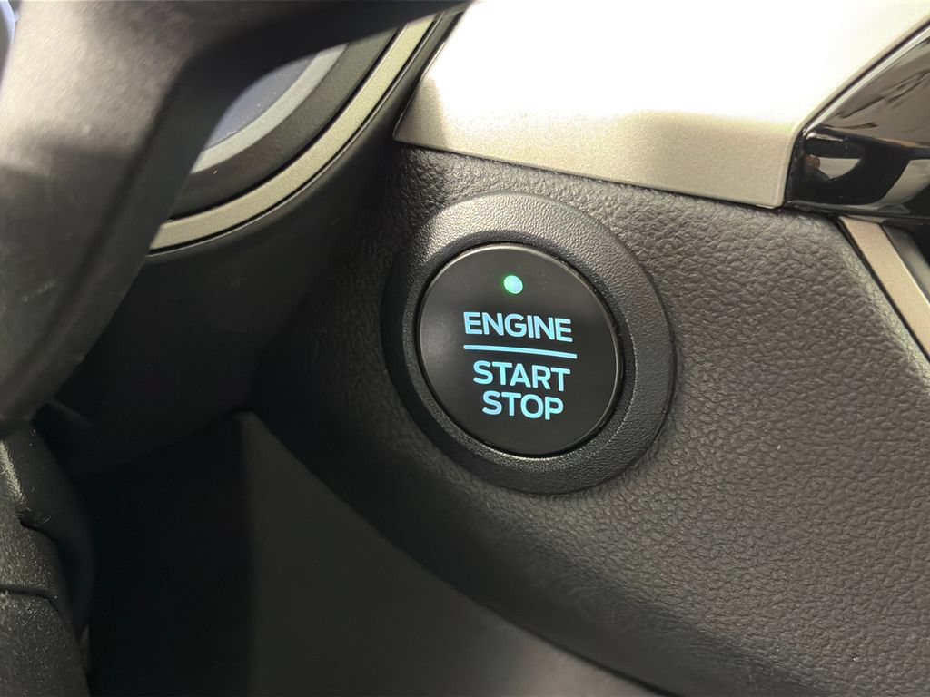 Certified 2022 Ford Escape SE w/ SE Sport Appearance Package AWD/4WD image 23