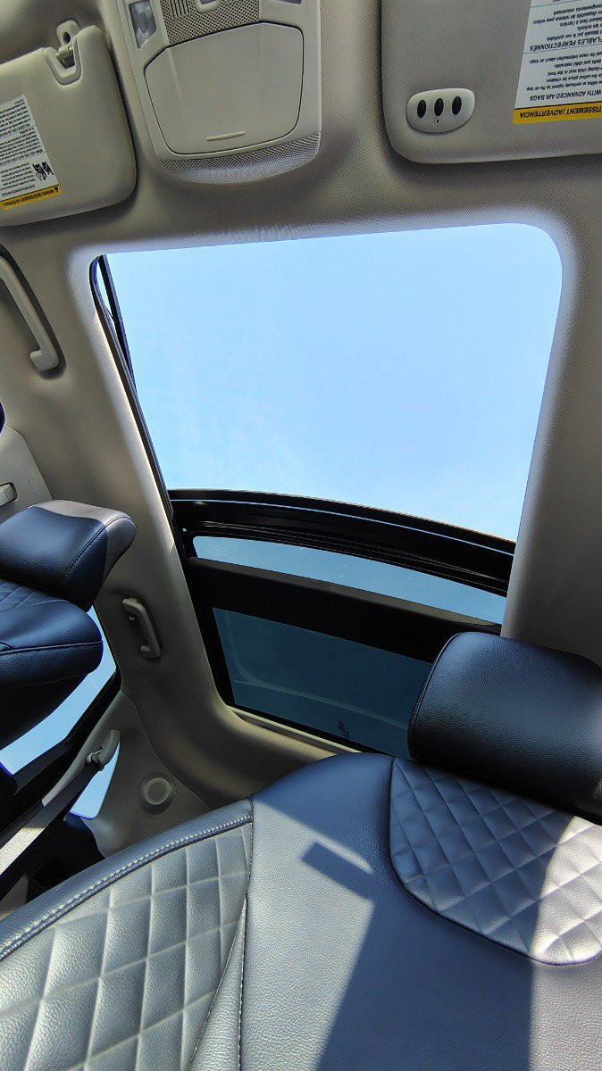 Certified 2024 Ford Edge Titanium AWD/4WD image 17