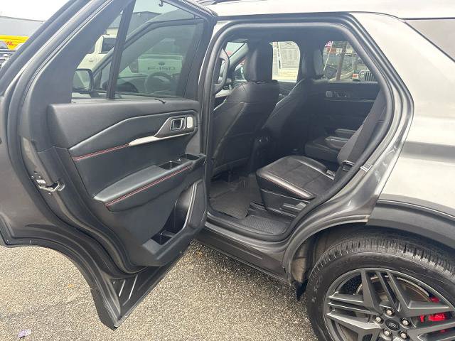 Certified 2025 Ford Explorer ST AWD/4WD image 7