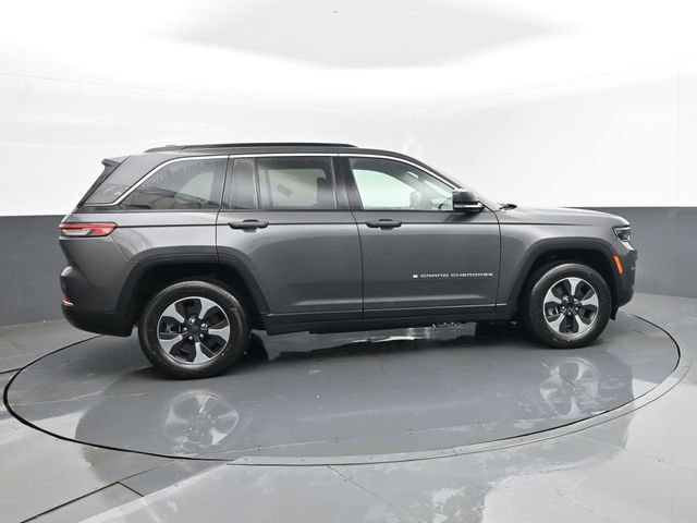 Used 2024 Jeep Grand Cherokee Limited 4xe AWD/4WD image 4