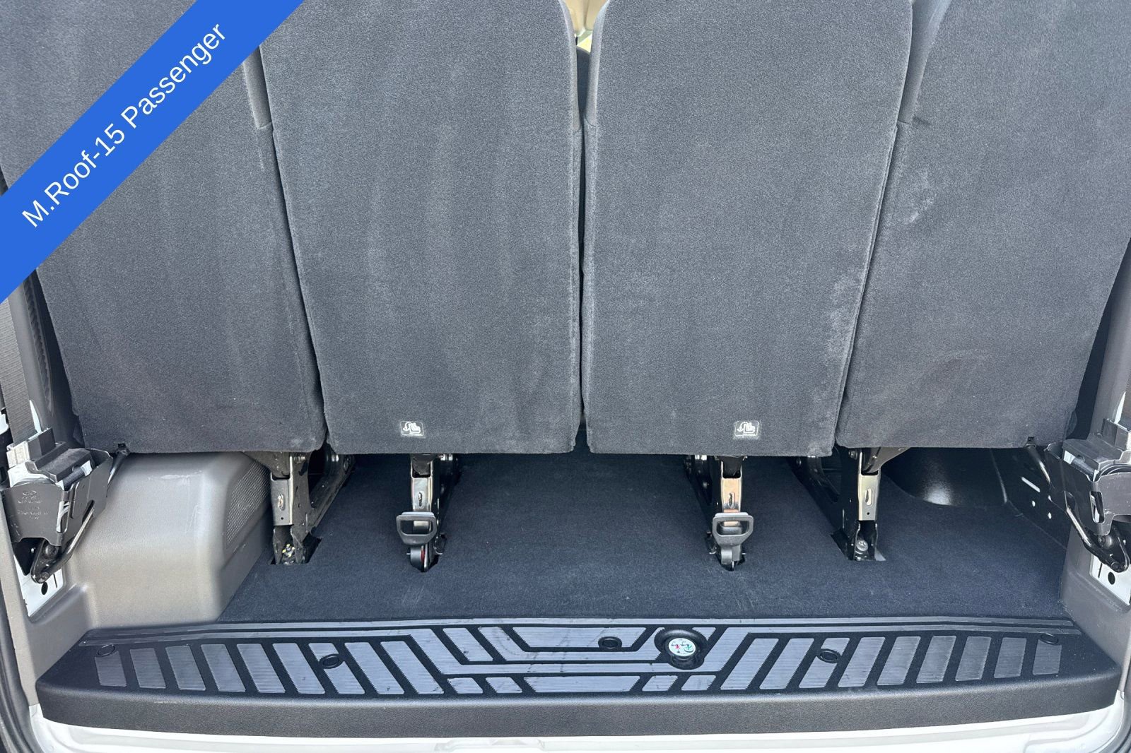 Certified 2022 Ford Transit 350 XLT RWD image 17