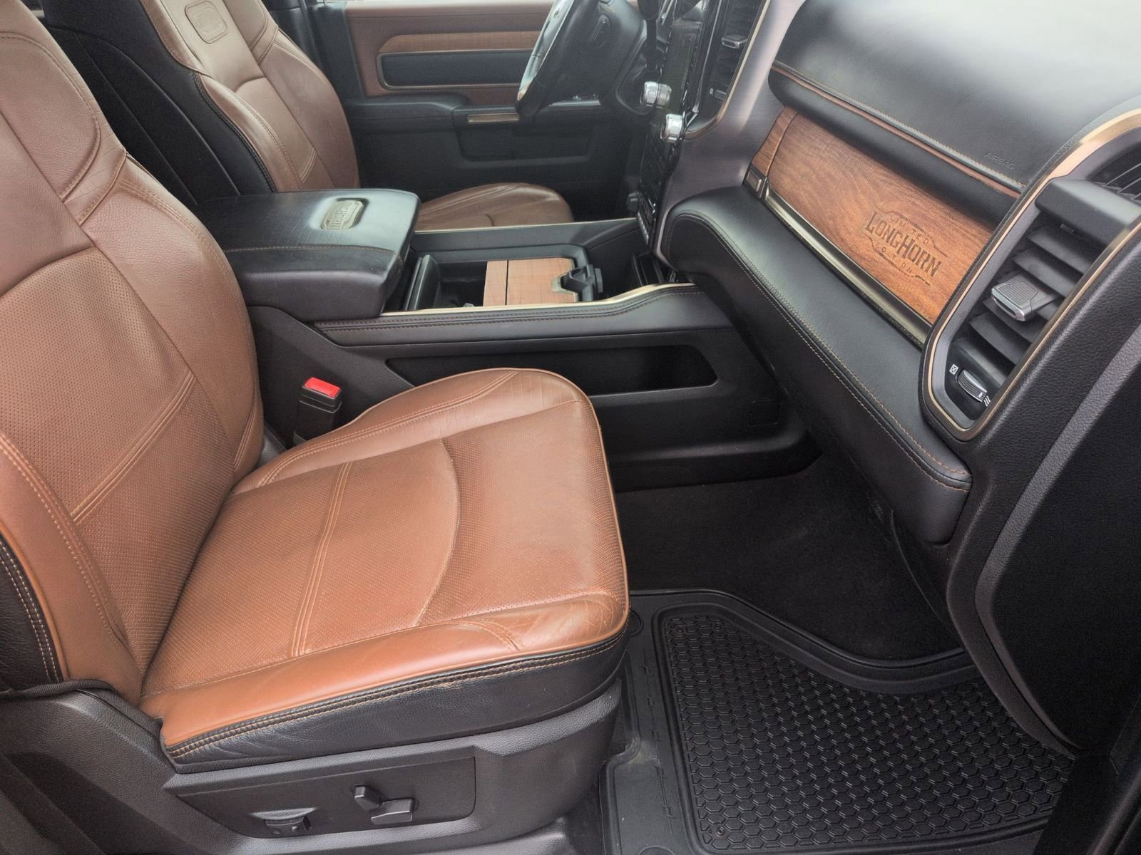 Used 2021 RAM 3500 Limited AWD/4WD image 32