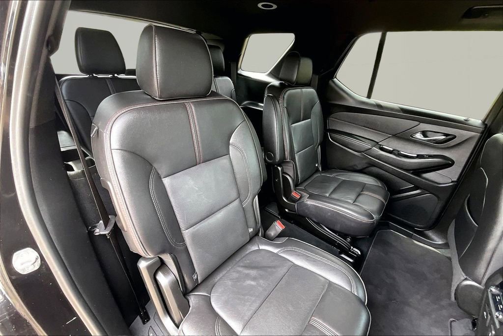 Used 2022 Chevrolet Traverse RS FWD image 27