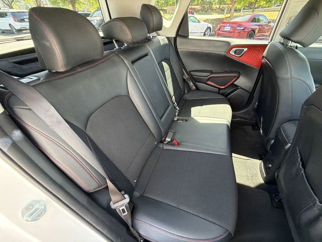 Used 2021 Kia Soul Turbo FWD image 30