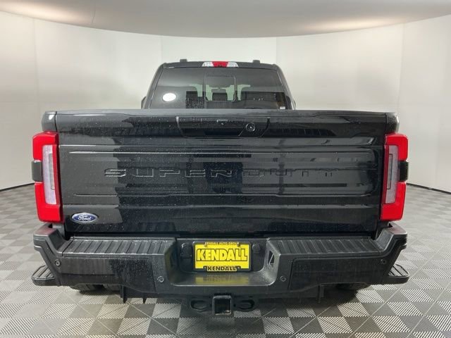 Certified 2025 Ford F450 Platinum w/ FX4 Off-Road Package AWD/4WD image 5