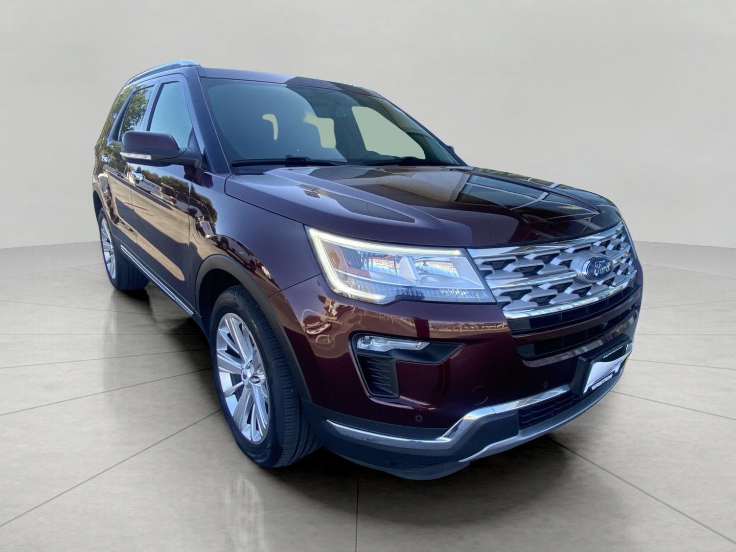 Certified 2019 Ford Explorer Limited AWD/4WD image 1