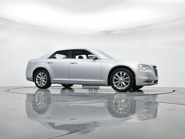 Used 2020 Chrysler 300 Limited image 33