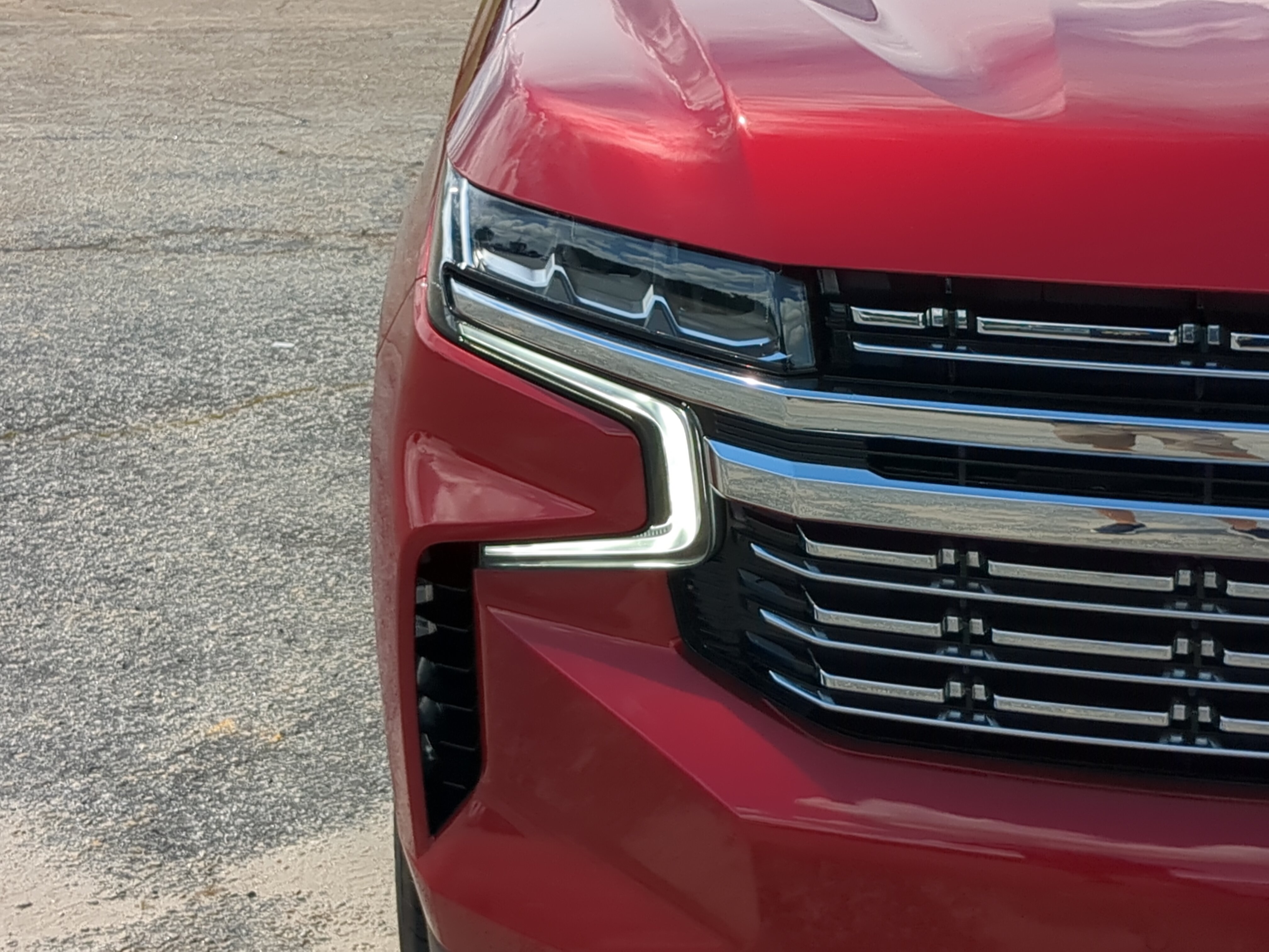 Used 2023 Chevrolet Tahoe Premier AWD/4WD image 8