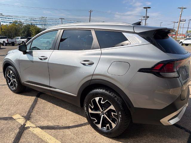 Used 2024 Kia Sportage EX AWD/4WD image 4