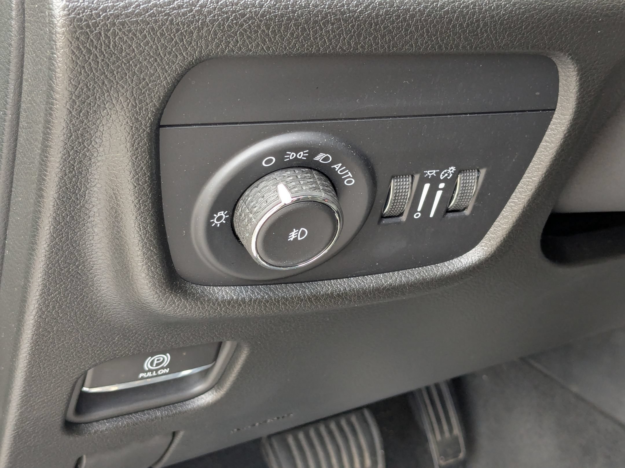 Used 2023 Jeep Grand Cherokee L Overland AWD/4WD image 16