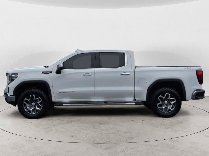 Used 2022 GMC Sierra 1500 SLT w/ SLT Premium Plus Package AWD/4WD image 6