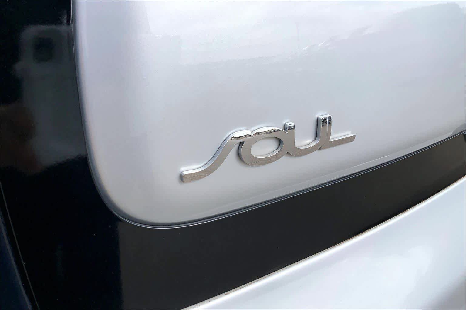 Used 2017 Kia Soul w/ Convenience Package FWD image 10