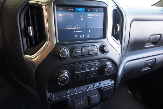 Used 2020 Chevrolet Silverado 1500 LT w/ Trailering Package image 24