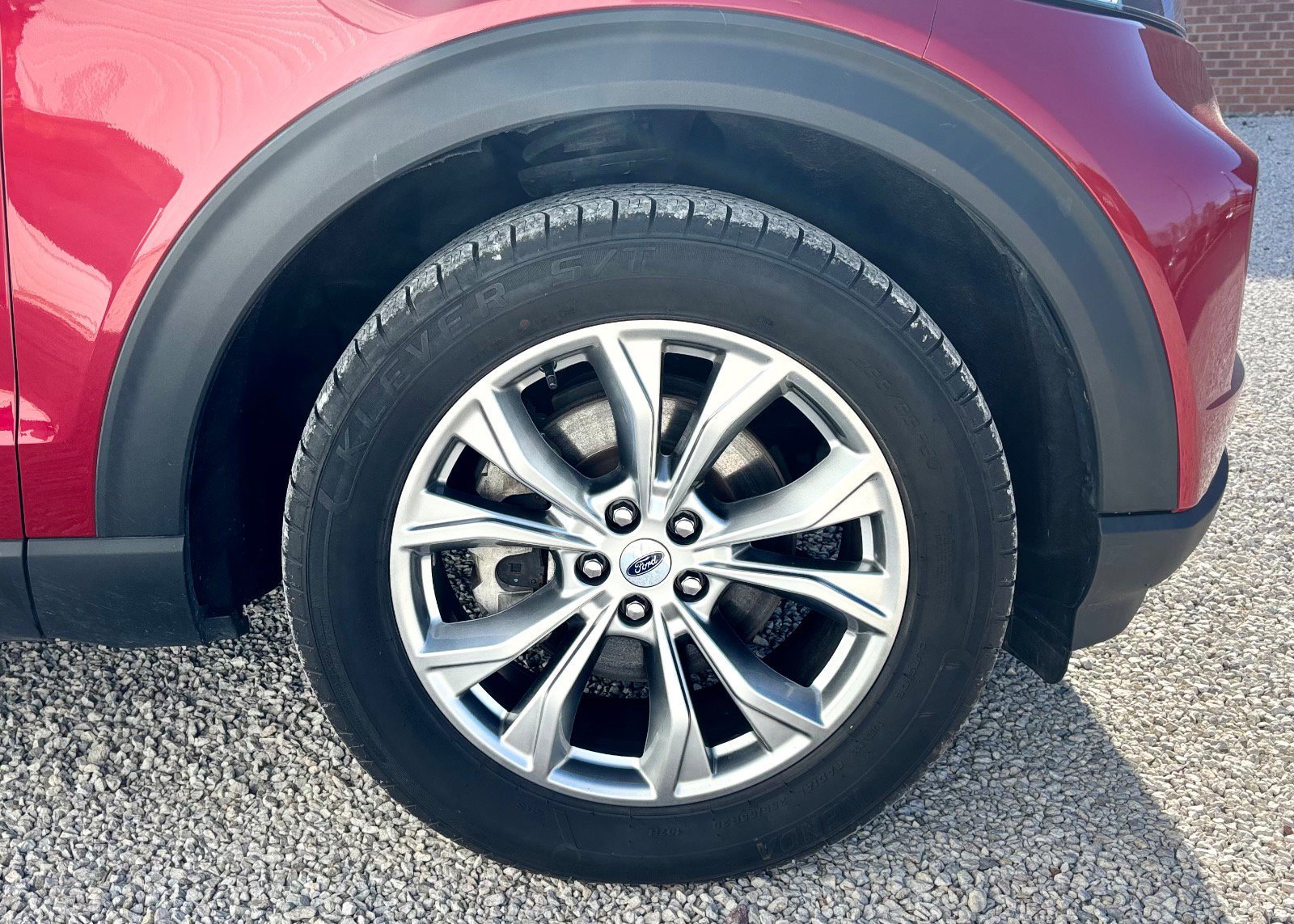 Certified 2021 Ford Explorer XLT w/ Equipment Group 202A image 16