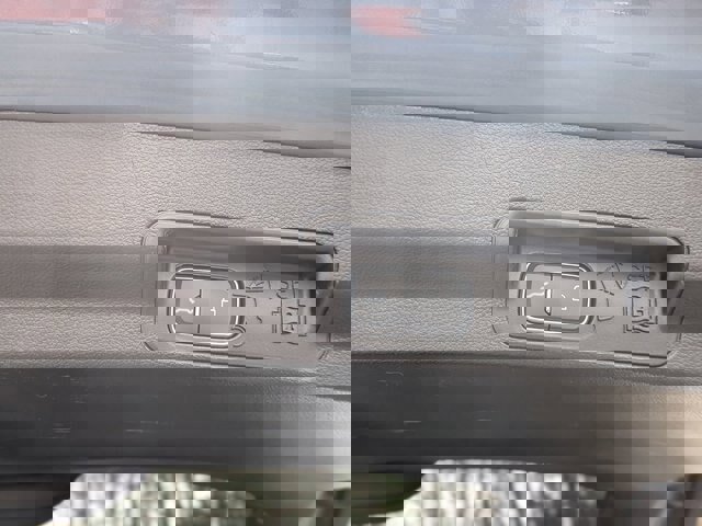 Certified 2025 Ford Explorer ST-Line w/ Premium Package image 32