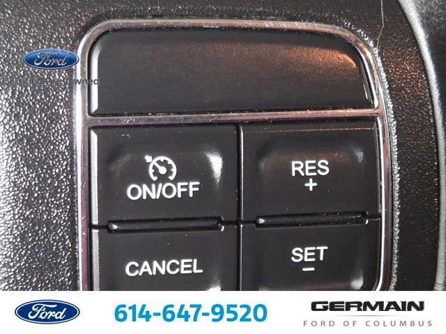 Used 2017 Jeep Wrangler Unlimited Rubicon w/ Connectivity Group AWD/4WD image 34
