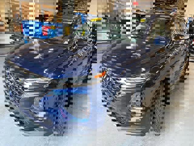 Used 2020 Hyundai Santa Fe Limited image 4