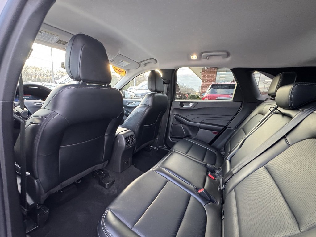 Certified 2025 Ford Escape Platinum image 15
