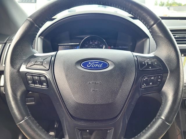 Certified 2019 Ford Explorer XLT w/ Equipment Group 202A FWD image 25