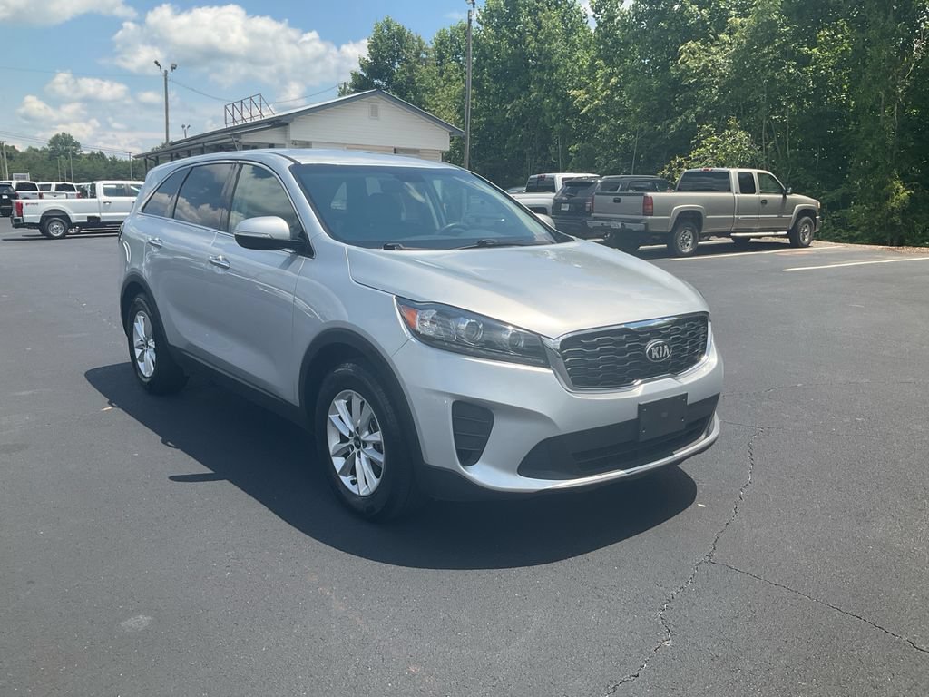 Used 2020 Kia Sorento LX FWD image 3