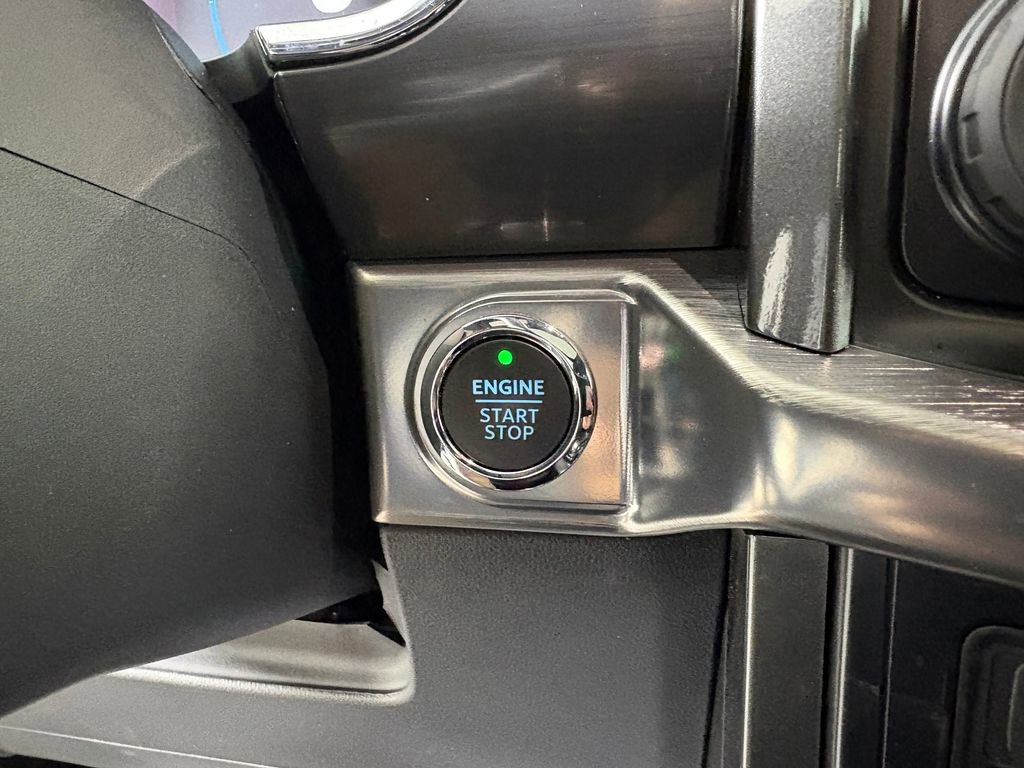 Certified 2023 Ford F150 Lariat w/ Equipment Group 502A High image 22