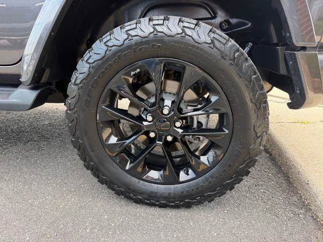Used 2021 Jeep Wrangler Unlimited Sahara AWD/4WD image 9
