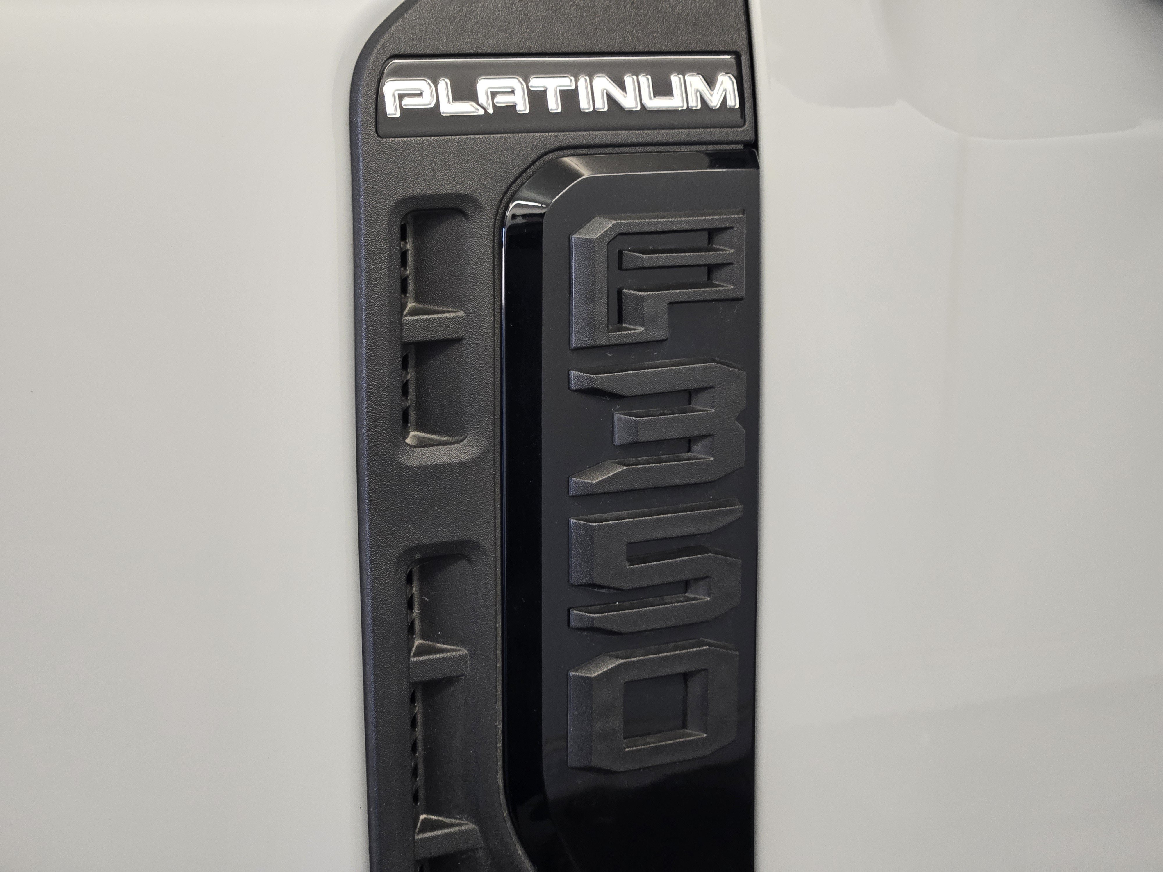 Certified 2026 Ford F350 Platinum AWD/4WD image 12