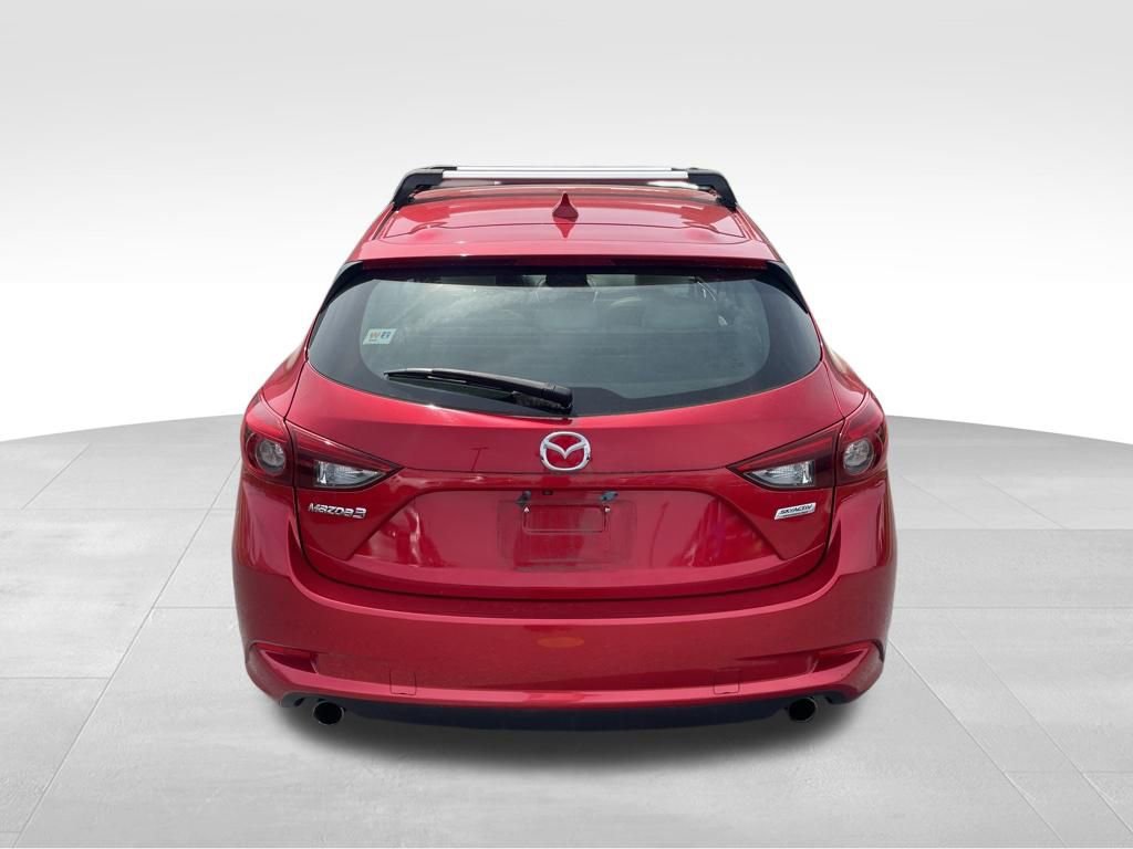 Used 2018 MAZDA MAZDA3 Grand Touring w/ Premium Equipment Package FWD image 11
