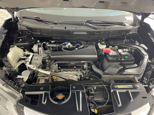 Used 2018 Nissan Rogue S AWD/4WD image 21