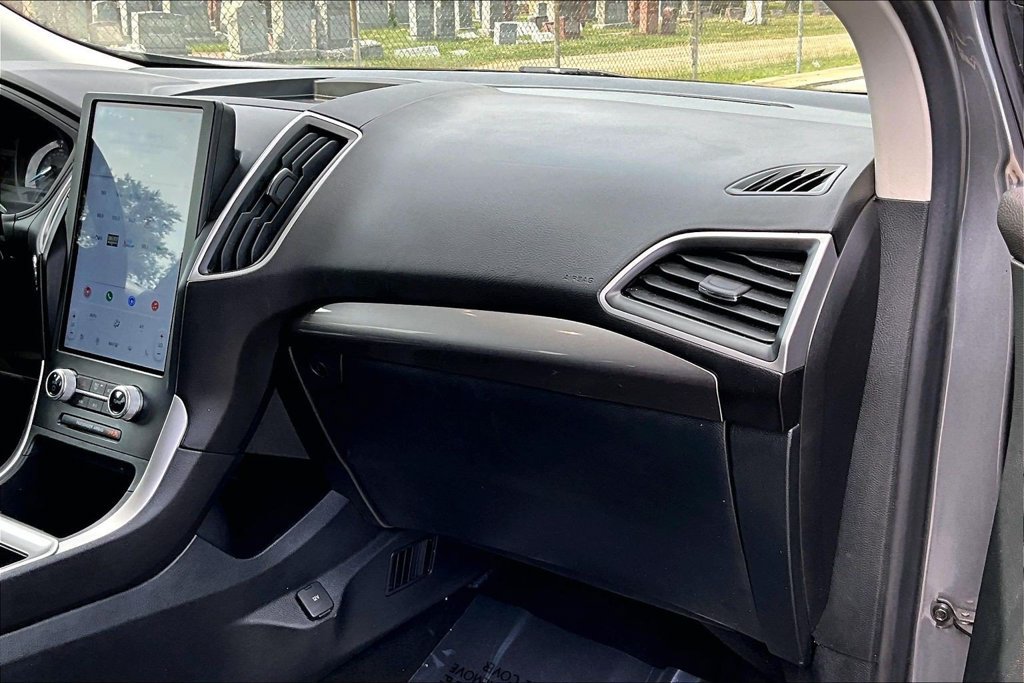 Certified 2024 Ford Edge SEL w/ Convenience Package AWD/4WD image 15