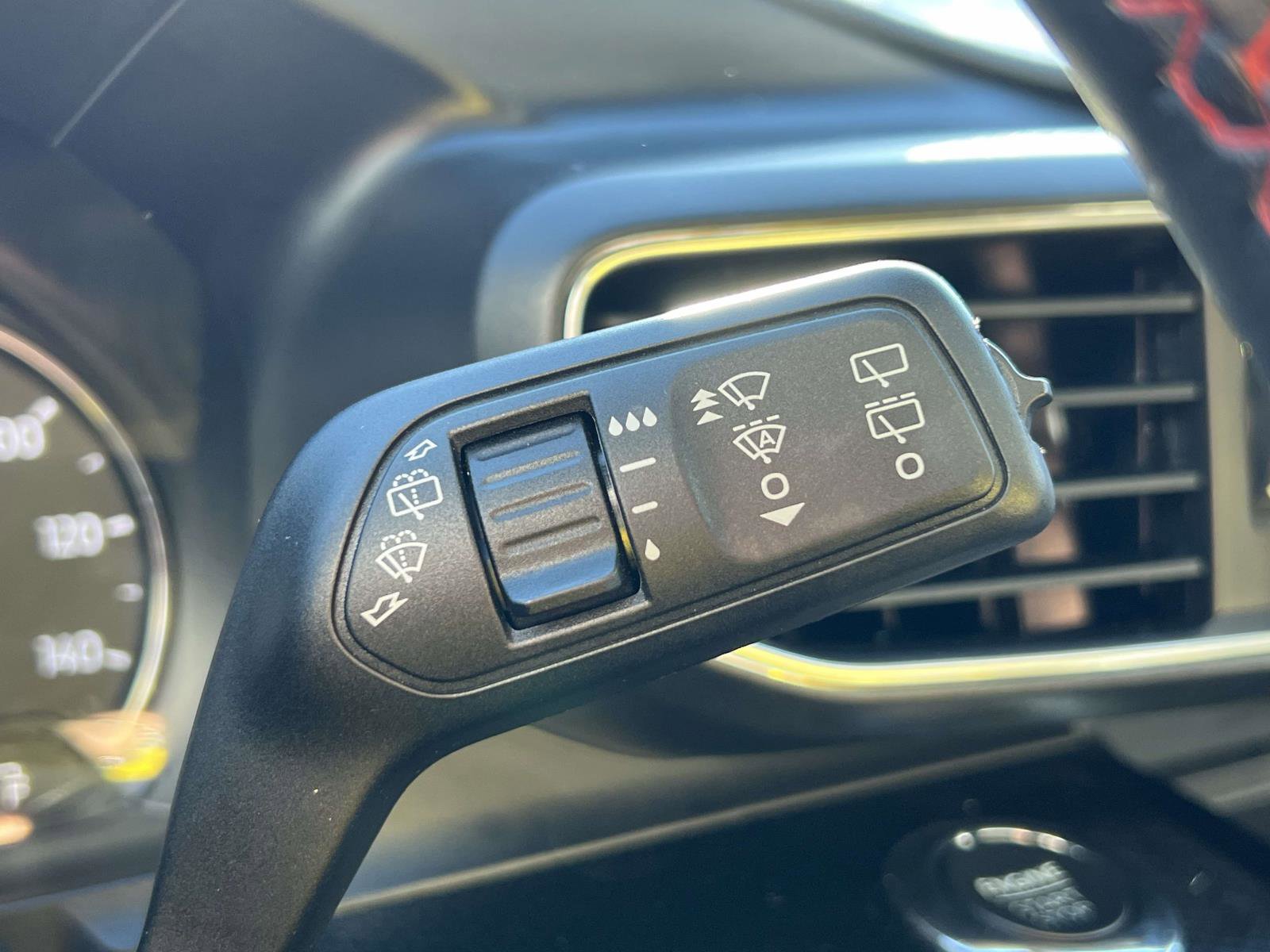 Certified 2022 Ford Explorer ST-Line w/ Class IV Trailer Tow Package image 26