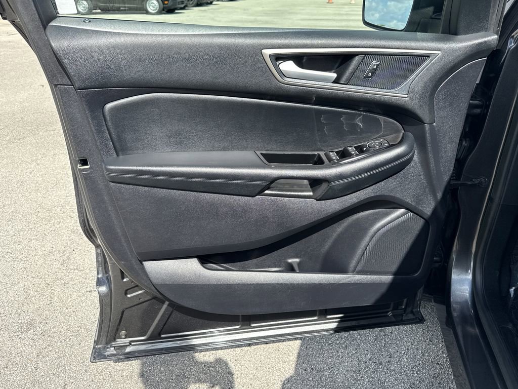 Certified 2020 Ford Edge SEL image 13