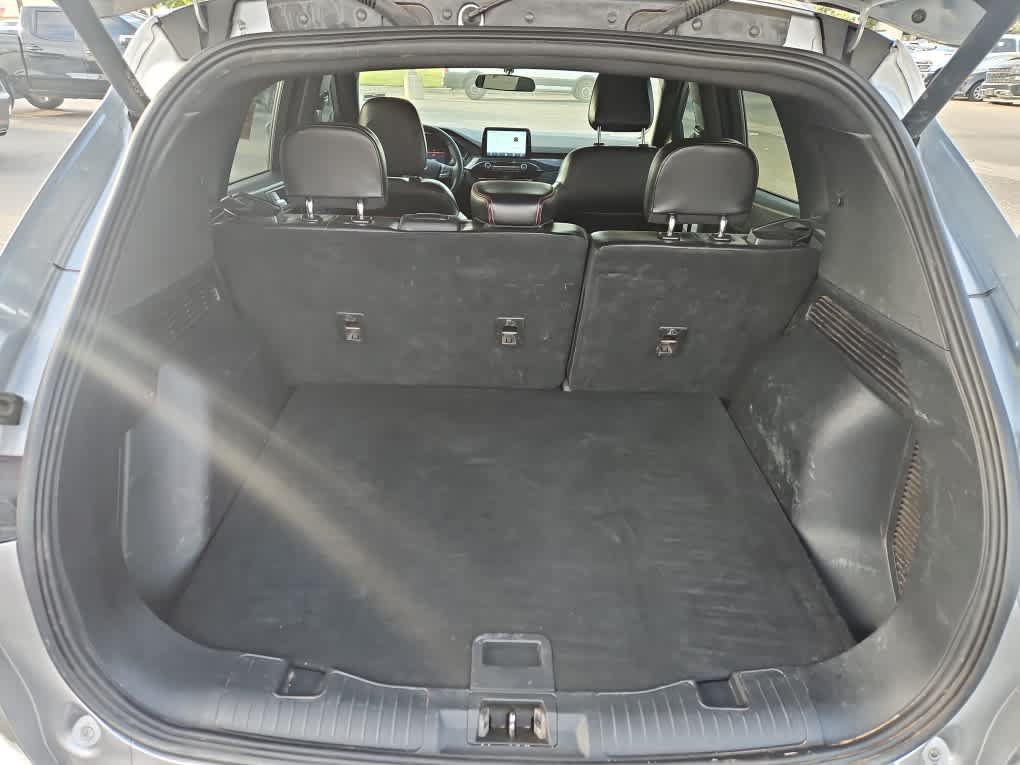 Certified 2024 Ford Escape ST-Line Select AWD/4WD image 8