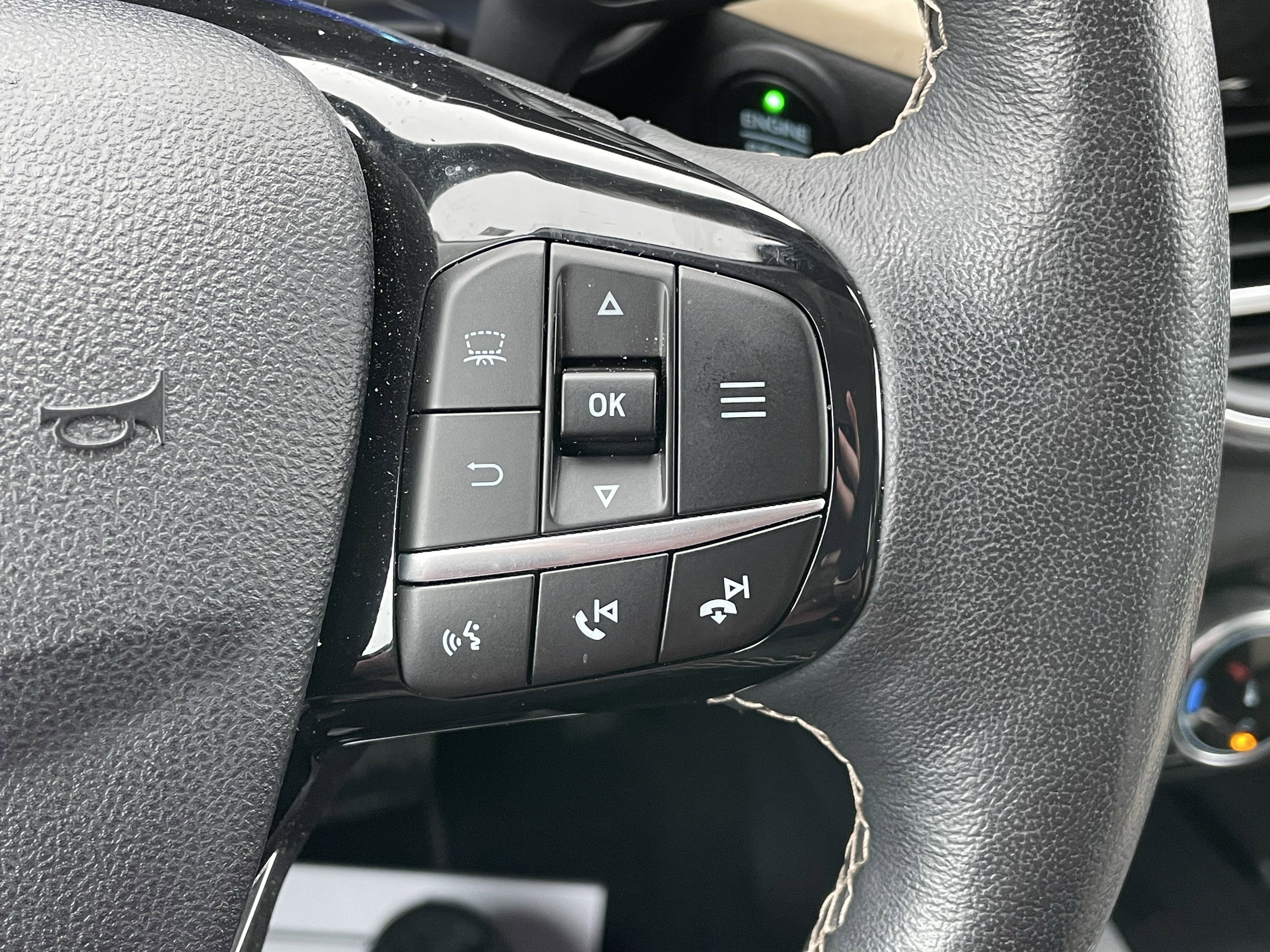 Certified 2022 Ford Escape Titanium w/ Titanium Elite Package image 24