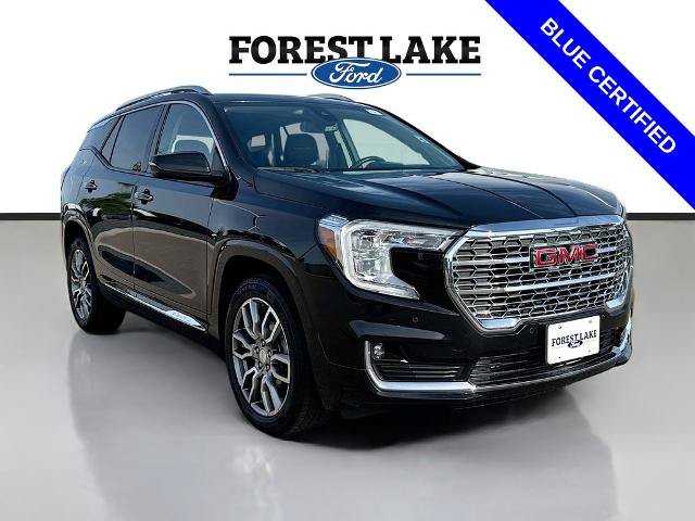 Used 2024 GMC Terrain Denali AWD/4WD image 1