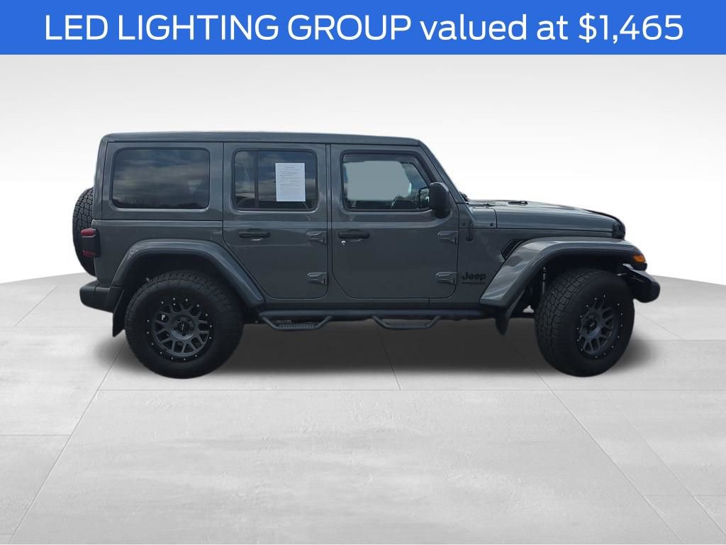 Used 2021 Jeep Wrangler Unlimited Sahara AWD/4WD image 10