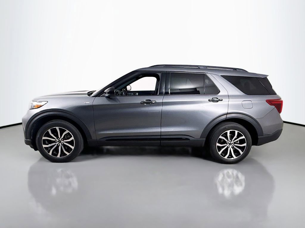 Certified 2023 Ford Explorer ST-Line w/ Class IV Trailer Tow Package AWD/4WD image 9