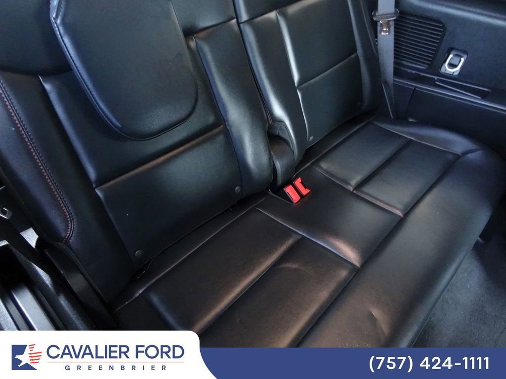Certified 2025 Ford Explorer ST-Line AWD/4WD image 10