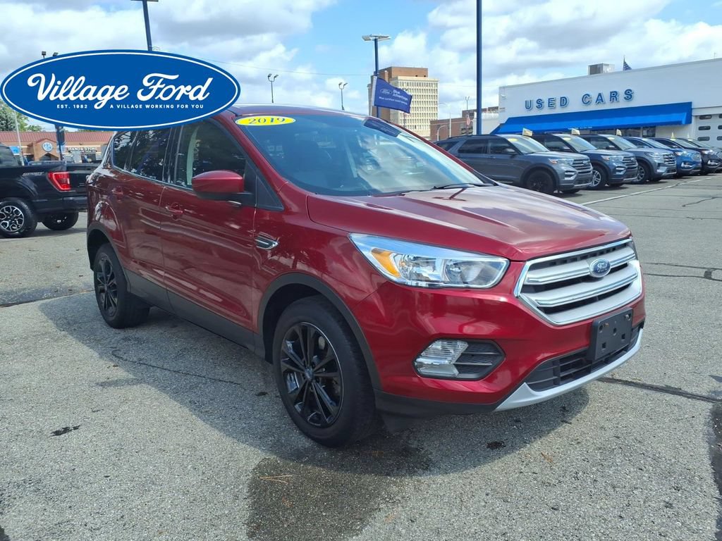 Certified 2019 Ford Escape SE AWD/4WD image 4