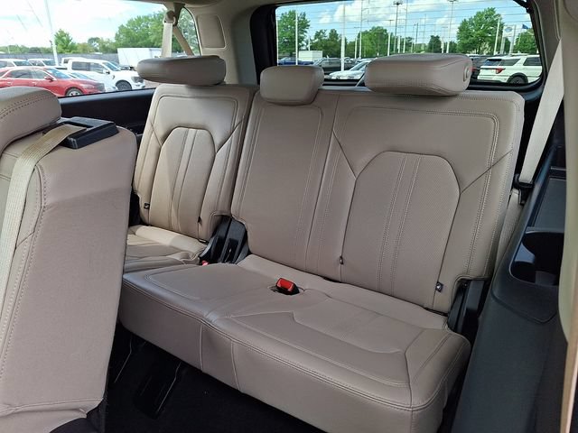 Certified 2024 Ford Expedition Max Limited AWD/4WD image 10