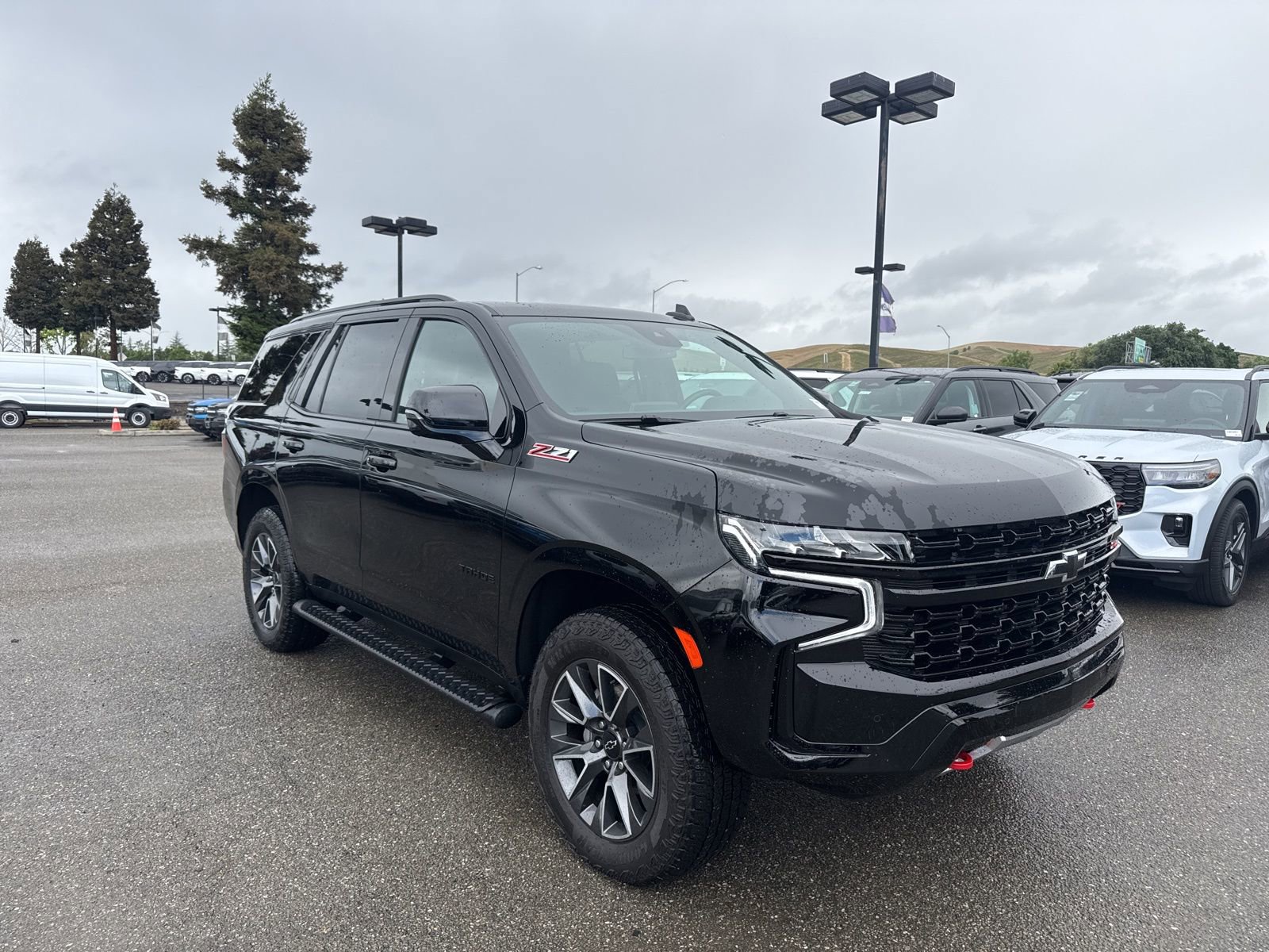 Used 2023 Chevrolet Tahoe Z71 w/ Z71 Off-Road Package image 2