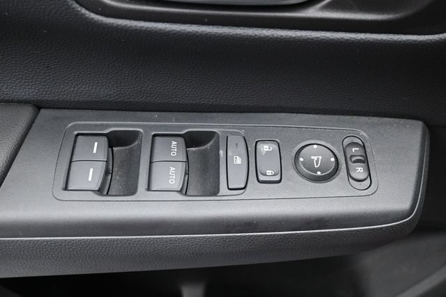 Used 2025 Honda CR-V Sport image 14