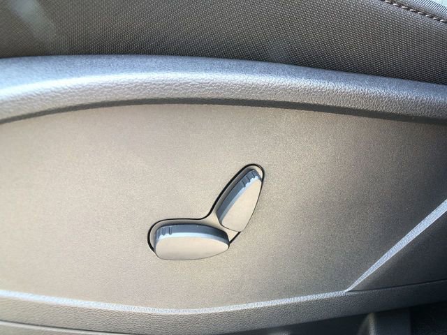 Certified 2022 Ford Transit Connect XLT image 12