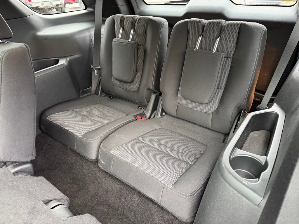 Certified 2019 Ford Explorer XLT w/ Equipment Group 201A image 10