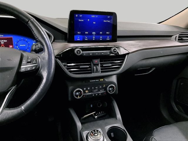 Certified 2020 Ford Escape Titanium AWD/4WD image 6