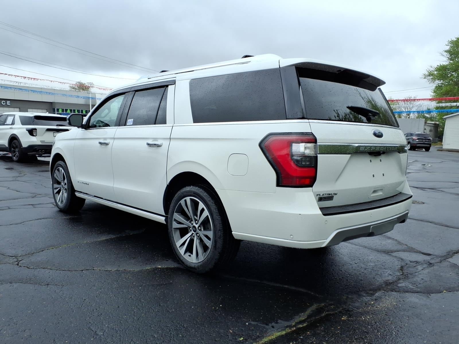 Certified 2021 Ford Expedition Max Platinum AWD/4WD image 9